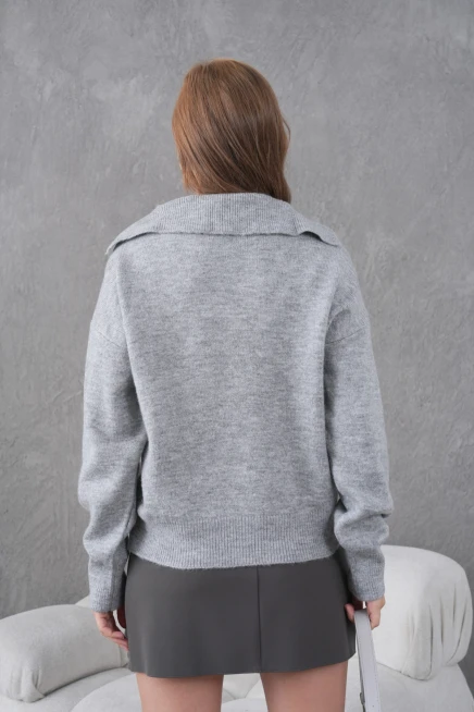 Kadın Gri Polo Yaka Oversize Yarım Pat Yumuşak Dokulu Triko Kazak