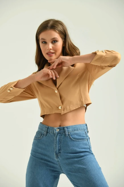 Kadın Kahve Düğme Detay Crop Ceket