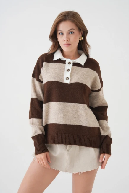 Kadın Kahve Polo Yaka Çizgili Oversize Yumuşak Dokulu Triko Kazak