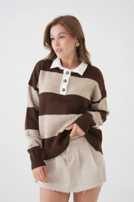 Kadın Kahve Polo Yaka Çizgili Oversize Yumuşak Dokulu Triko Kazak