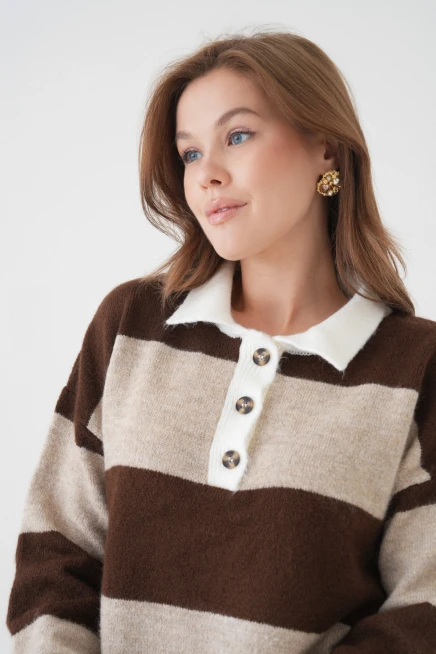 Kadın Kahve Polo Yaka Çizgili Oversize Yumuşak Dokulu Triko Kazak