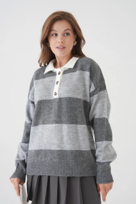 Kadın Kahve Polo Yaka Çizgili Oversize Yumuşak Dokulu Triko Kazak