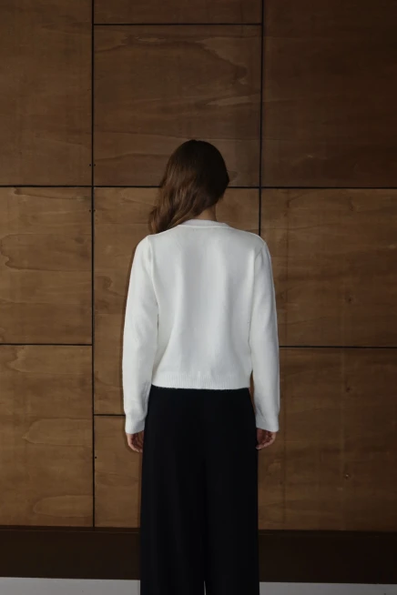 Kadın Kemik İnci Düğmeli Yumuşak Dokulu Bisiklet Yaka Triko Hırka