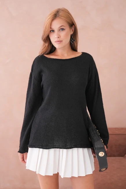 Kadın Siyah Basic Oversize Kayık Yaka Dokulu Triko Kazak