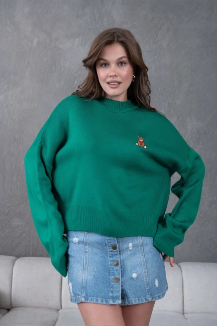 Kadın Yeşil Dik Yaka Oversize Nakışlı Triko Kazak