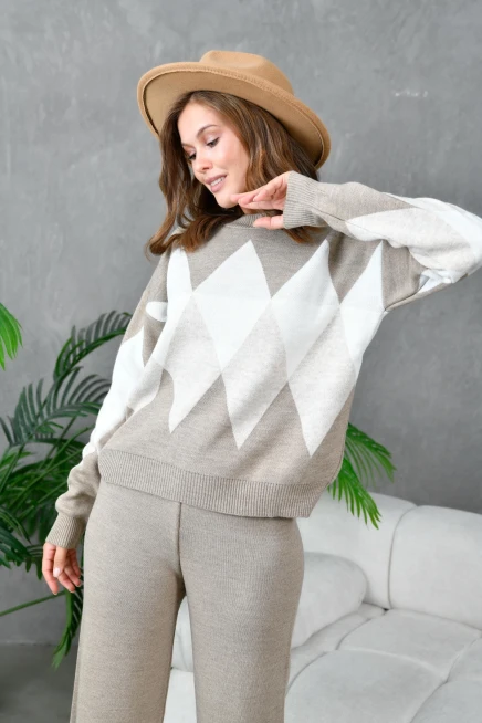 Kadın Açık Vizon Bisiklet Yaka Baklava Desenli Kazak Pantolon Triko Alt-Üst Takım