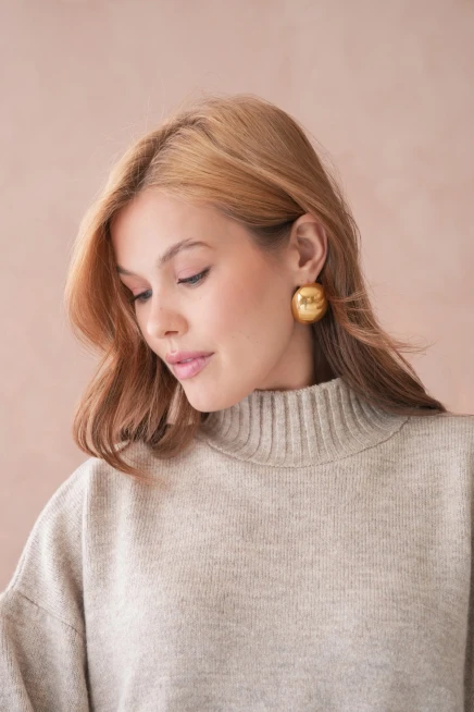 Kadın Yarım Balıkçı Yaka Yırtmaçlı Oversize Triko Kazak