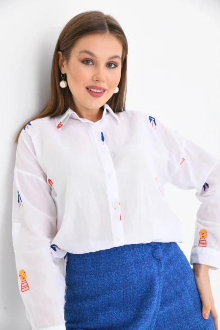 Nakış Detaylı Uzun Kol Gömlek