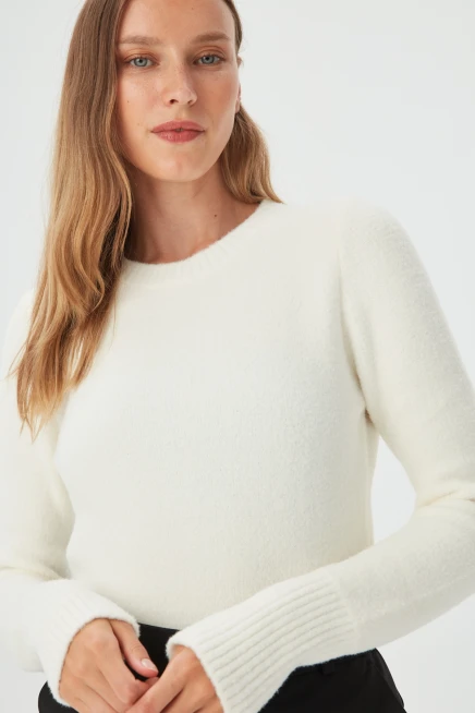 Kadın Kemik Yumuşak Dokulu Bisiklet Yaka Triko Kazak