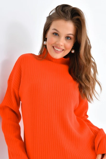 Uzun Kollu Dik Yaka Kazak