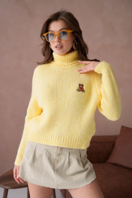 Kadın Balıkçı Yaka Nakış Detaylı Yumuşak Dokulu Kaşkorse Triko Kazak