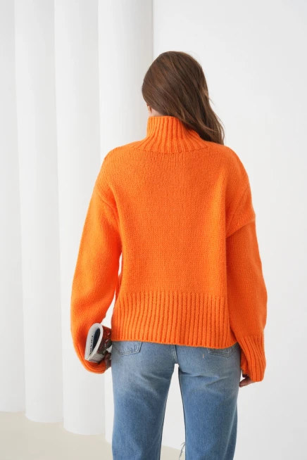 Kadın Balıkçı Yaka Oversize Kaşkarse Triko Kazak