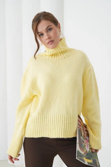 Kadın Balıkçı Yaka Oversize Kaşkarse Triko Kazak