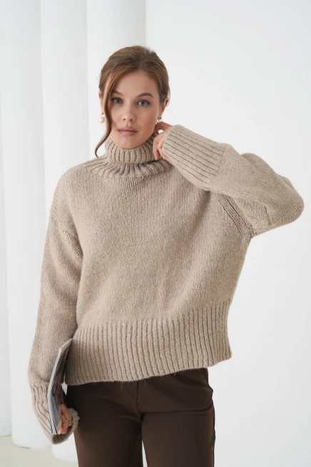 Kadın Balıkçı Yaka Oversize Kaşkarse Triko Kazak