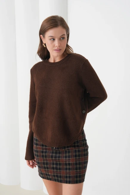 Kadın Bisiklet Yaka Düğme Detay Yırtmaçlı Triko Kazak