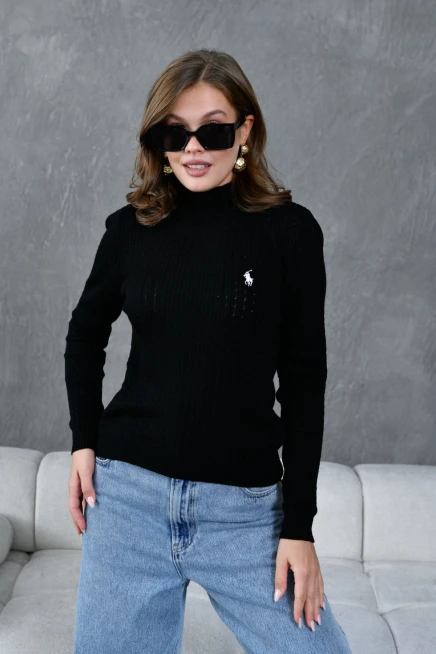 Kadın Dik Yaka Saç Örgü Nakış Detaylı Triko Kazak