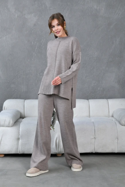 kadın dik yaka yırtmaçlı kazak pantolon triko alt-üst takım 