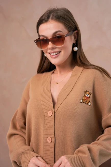 Kadın V Yaka Düğme Kapama Nakışlı Oversize Triko Hırka