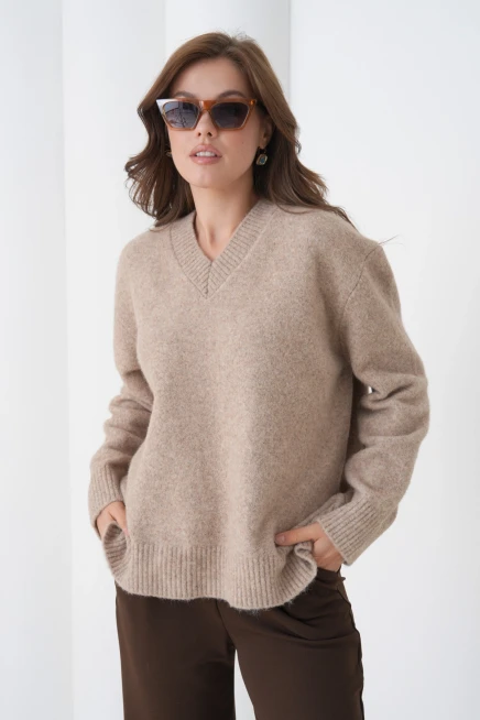 Kadın V Yaka Yumuşak Dokulu Oversize Triko Kazak