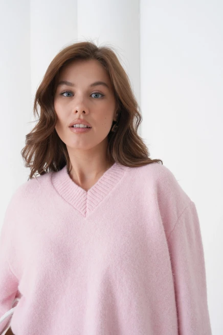 Kadın V Yaka Yumuşak Dokulu Oversize Triko Kazak