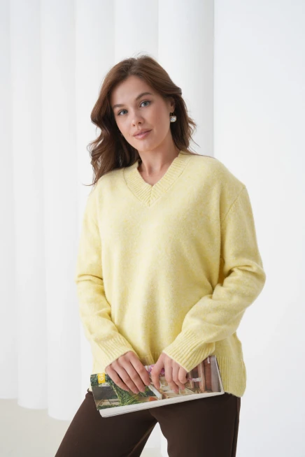 Kadın V Yaka Yumuşak Dokulu Oversize Triko Kazak