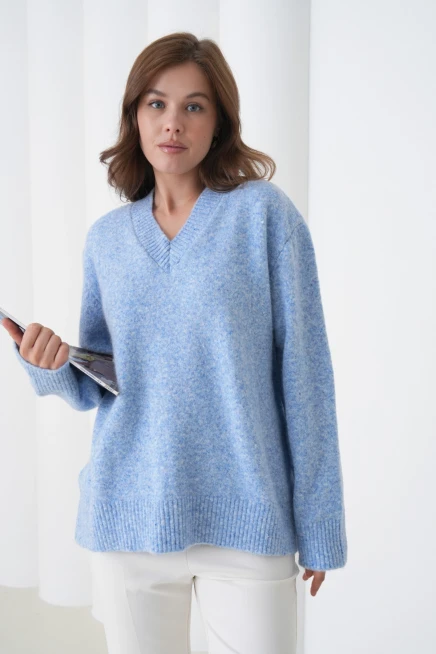 Kadın V Yaka Yumuşak Dokulu Oversize Triko Kazak