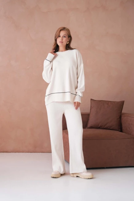 Kadın Bisiklet Yak Adüşük Kol Kazak Fitilli Pantolon İkili Triko Takım