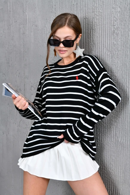 Kadın Bisiklet Yaka Çizgili Nakış Detay Oversize Triko Kazak