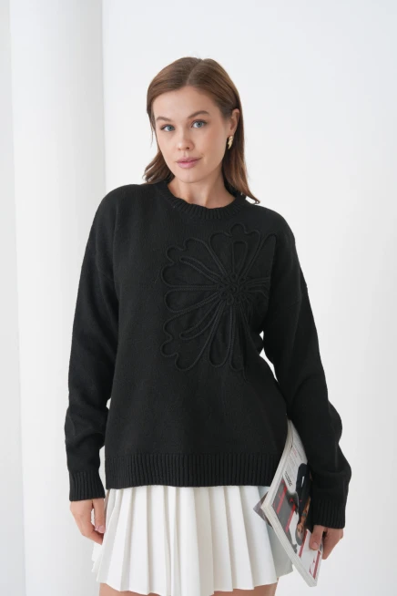 Kadın Bisiklet Yaka Desen İşlemeli Yumuşak Dokulu Triko Kazak