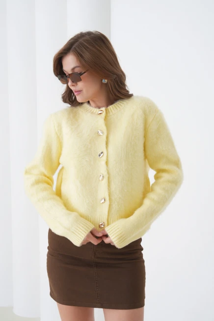 Kadın Bisiklet Yaka Düğme Detaylı Yumuşak Dokulu Şardonlu Triko Ceket