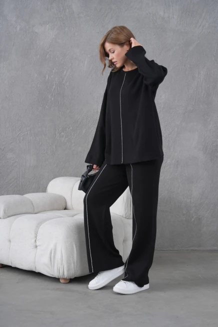 Kadın Bisiklet Yaka Yırtmaçlı Oversize Kazak Pantolon İkili Triko Takım