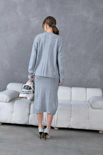 Kadın Bisiklet Yaka Yırtmaçlı Kazak Etek İkili Triko Takım