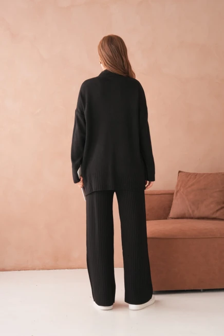 Kadın Dik Yaka Düğme Detay Yırtmaçlı Salaş Kazak Pantolon İkili Triko Takım