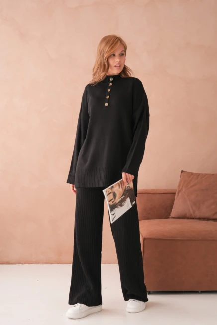 Kadın Dik Yaka Düğme Detay Yırtmaçlı Salaş Kazak Pantolon İkili Triko Takım