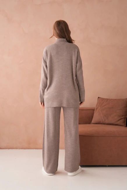 Kadın Dik Yaka Düğme Detay Yırtmaçlı Salaş Kazak Pantolon İkili Triko Takım