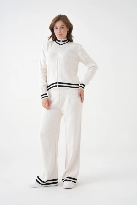 Kadın Dik Yaka Fermuar Kapama Çizgili Kaşkorse Ceket Pantolon İkili Triko Takım