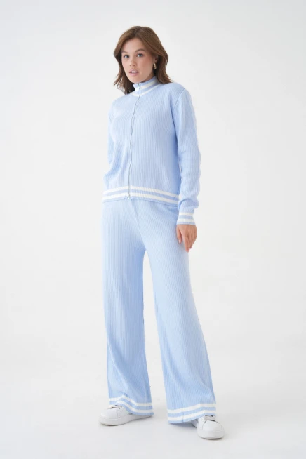 Kadın Dik Yaka Fermuar Kapama Çizgili Kaşkorse Ceket Pantolon İkili Triko Takım