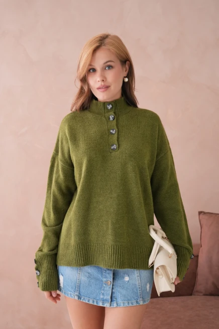 Kadın Dik Yaka Kolları Düğme Detaylı Yumuşak Dokulu Şardonlu Triko Kazak