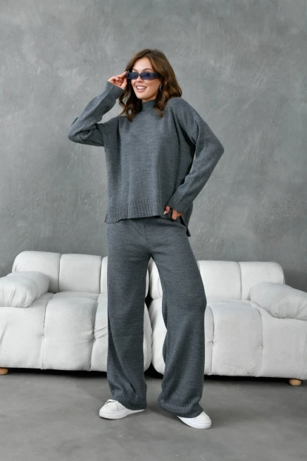 Kadın Dik Yaka Yırtmaçlı Oversize Kazak Pantolon İkil Triko Takım