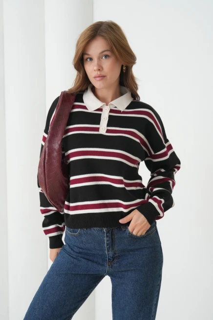 Kadın Polo Yaka Çizgili Yumuşak Dokulu Oversize Triko Kazak 