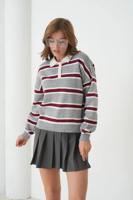 Kadın Polo Yaka Çizgili Yumuşak Dokulu Oversize Triko Kazak 