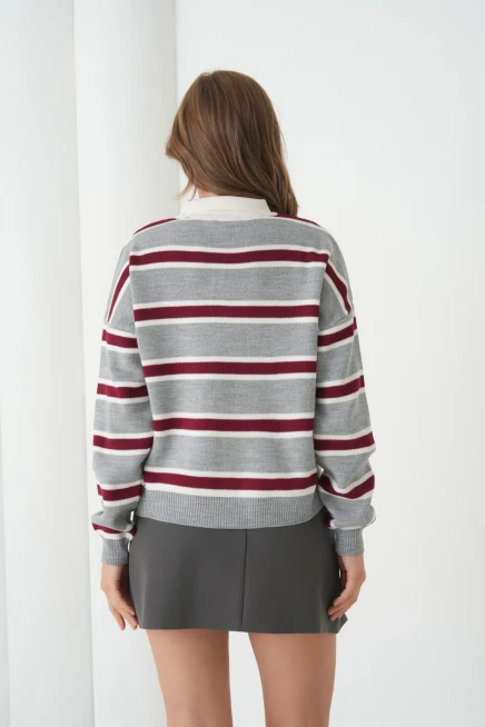 Kadın Polo Yaka Çizgili Yumuşak Dokulu Oversize Triko Kazak 