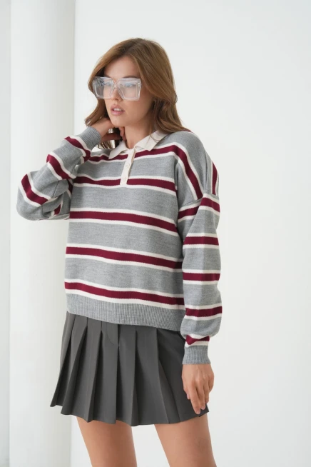 Kadın Polo Yaka Çizgili Yumuşak Dokulu Oversize Triko Kazak 