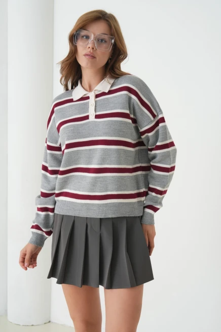 Kadın Polo Yaka Çizgili Yumuşak Dokulu Oversize Triko Kazak 