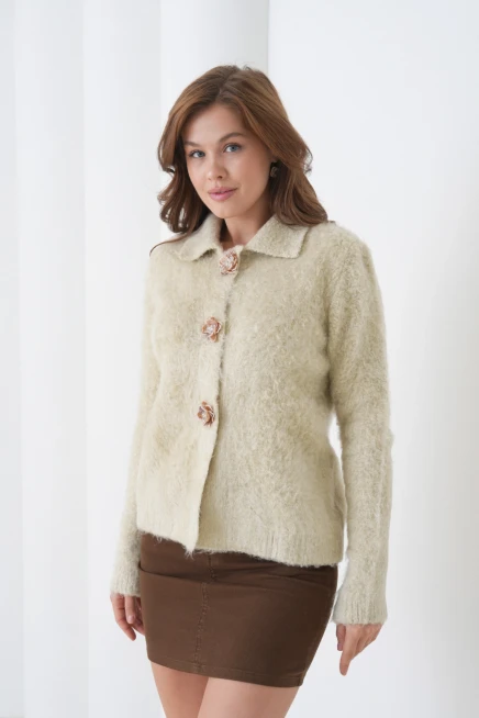 Kadın Polo Yaka Taşlı Gül Düğme Detaylı Bürümcük Yumuşak Dokulu Triko Ceket
