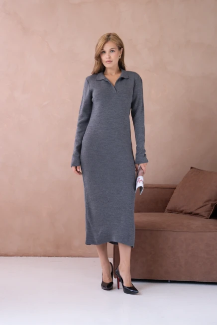 Kadın Polo Yaka Yamuşak Dokulu Maksi Boy Triko Elbise