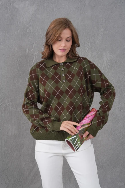 Kadın Polo Yaka Yarım Pat Düğme Detay Desenli Oversize Triko Kazak