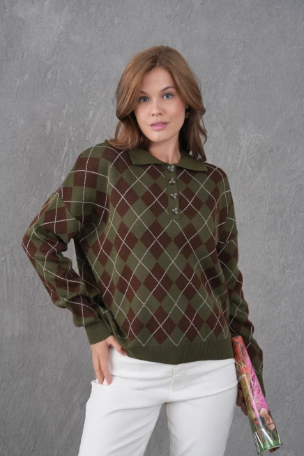 Kadın Polo Yaka Yarım Pat Düğme Detay Desenli Oversize Triko Kazak