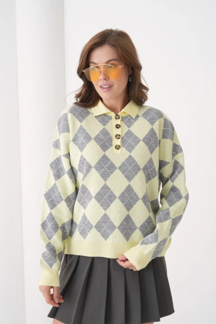 Kadın Polo Yaka Yarım Pat Düğme Detay Desenli Oversize Triko Kazak