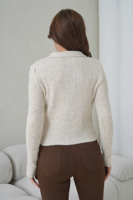 Kadın Polo Yaka Fermuar Detaylı Yumuşak Dokulu Fitilli Triko Ceket